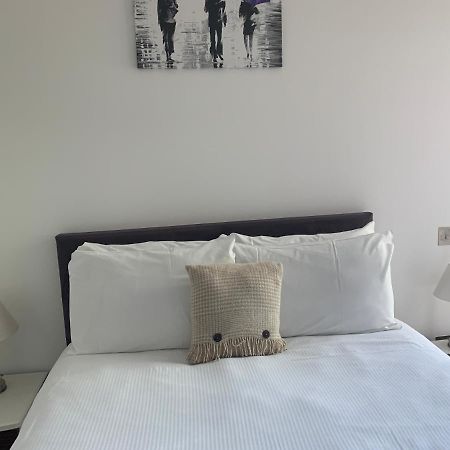 Quartermile 1 Bedroom Apartment - With Free Parking Included Edinburgh Dış mekan fotoğraf